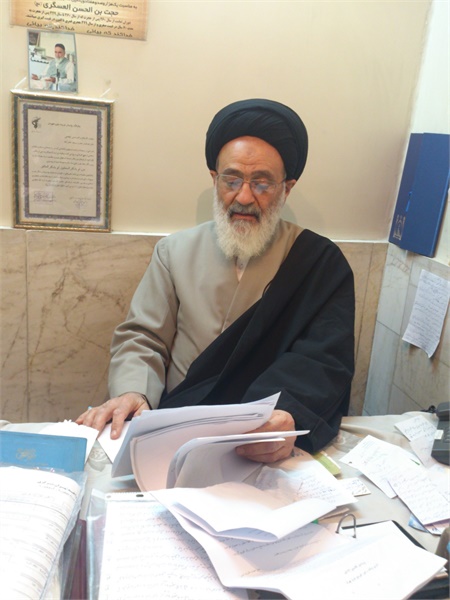 حجت الاسلام و المسلمین ابطحی امام جماعت سالهای اخیر مسجد فخرآباد