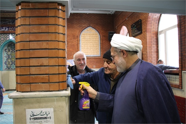 تکریم و تعظیم مسجد لولاگر