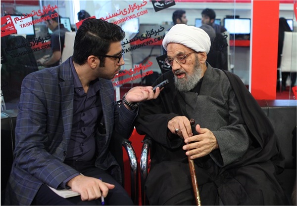 آیت‌الله احمد محسنی گرکانی امامت جماعت «مسجد سید عزیزالله بازار تهران»